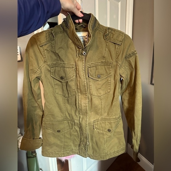 Abercrombie & Fitch Jackets & Blazers - ABERCROMBIE and Fitch utility jacket